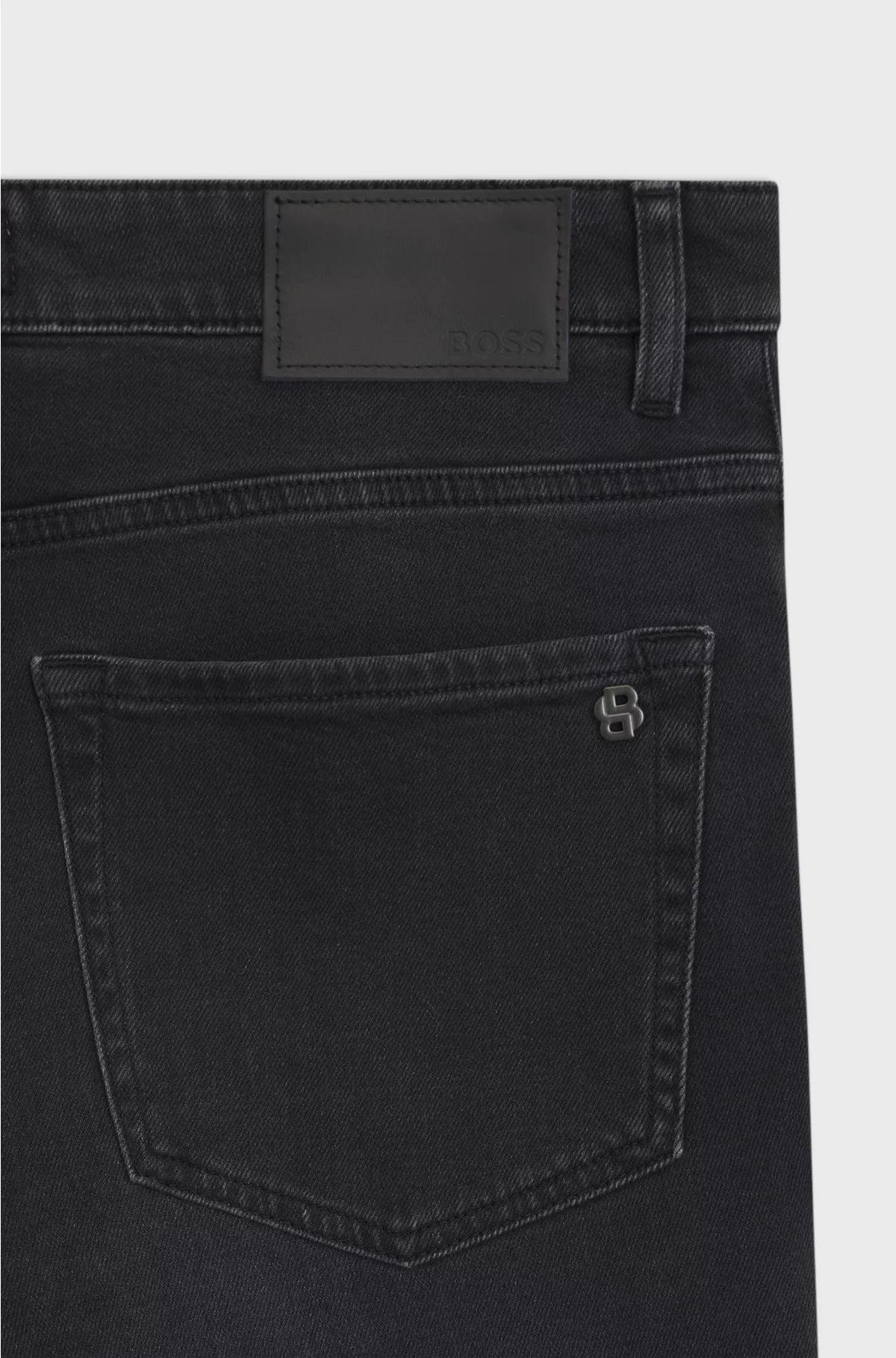 TAPERED-FIT JEANS IN BLACK COMFORT-STRETCH DENIM
