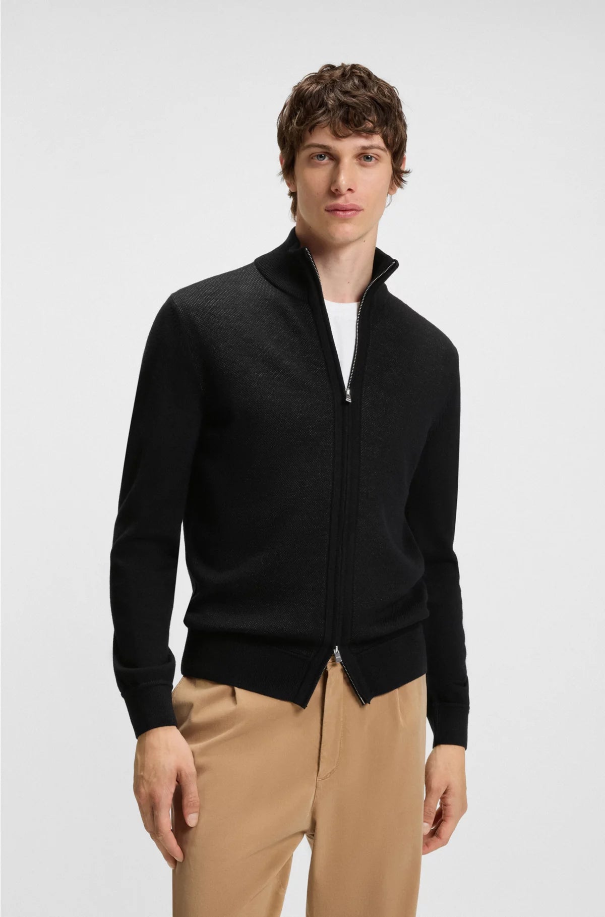 ZIP-UP CARDIGAN IN VIRGIN WOOL