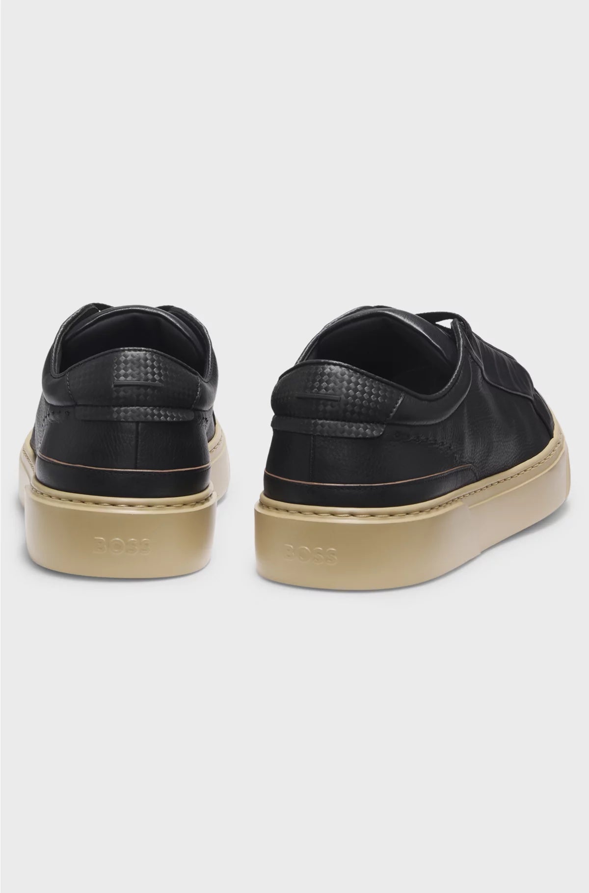 TRAINERS IN GRAINED LEATHER