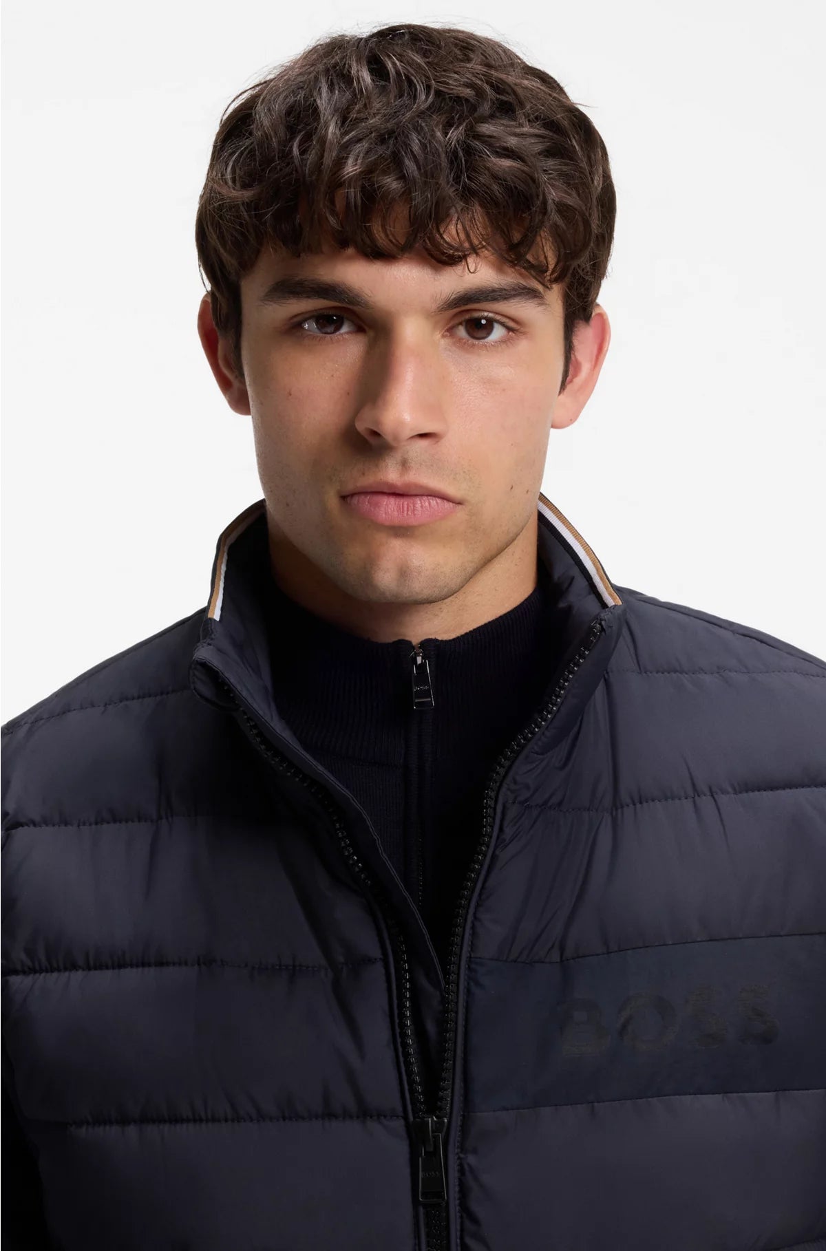 WATER-REPELLENT GILET WITH TONAL LOGO