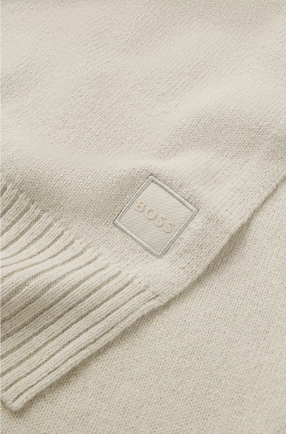 RIBBED-HEM PLAIN-KNIT SCARF WITH WOVEN LOGO BADGE