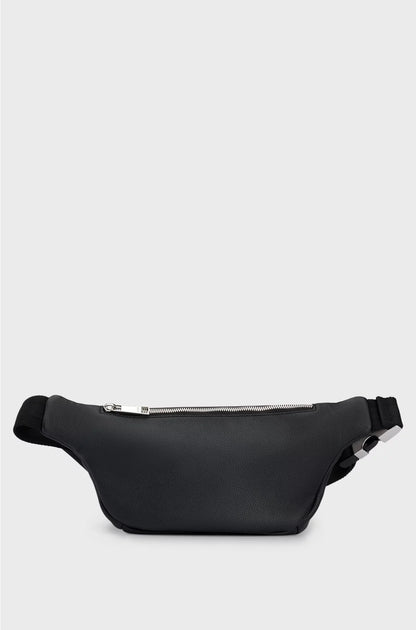 BELT BAG IN GRAINED MATERIAL