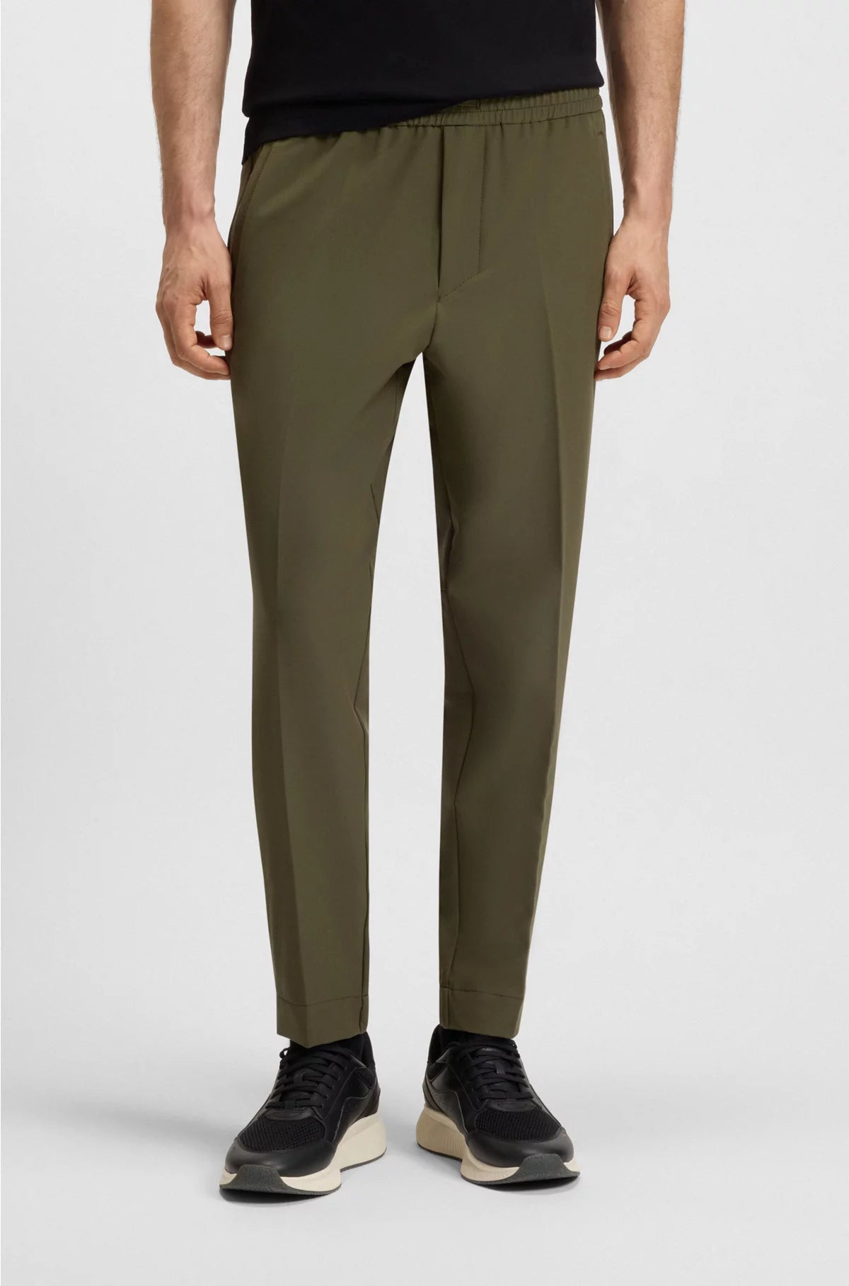 TAPERED-FIT TROUSERS IN WATER-REPELLENT STRETCH FABRIC