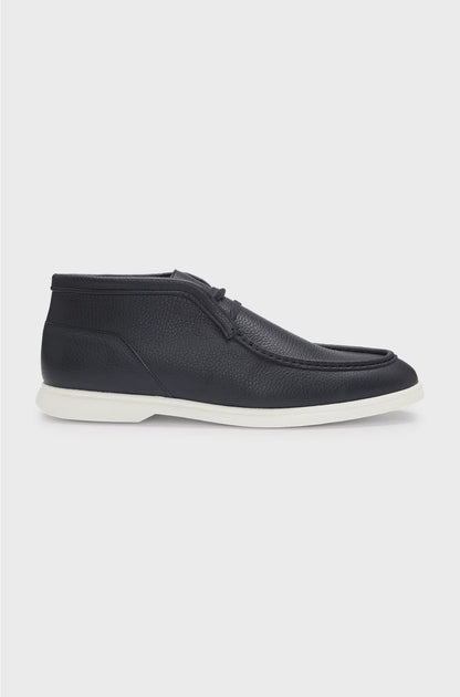 CASUAL BOOTS IN TUMBLED LEATHER WITH APRON TOE
