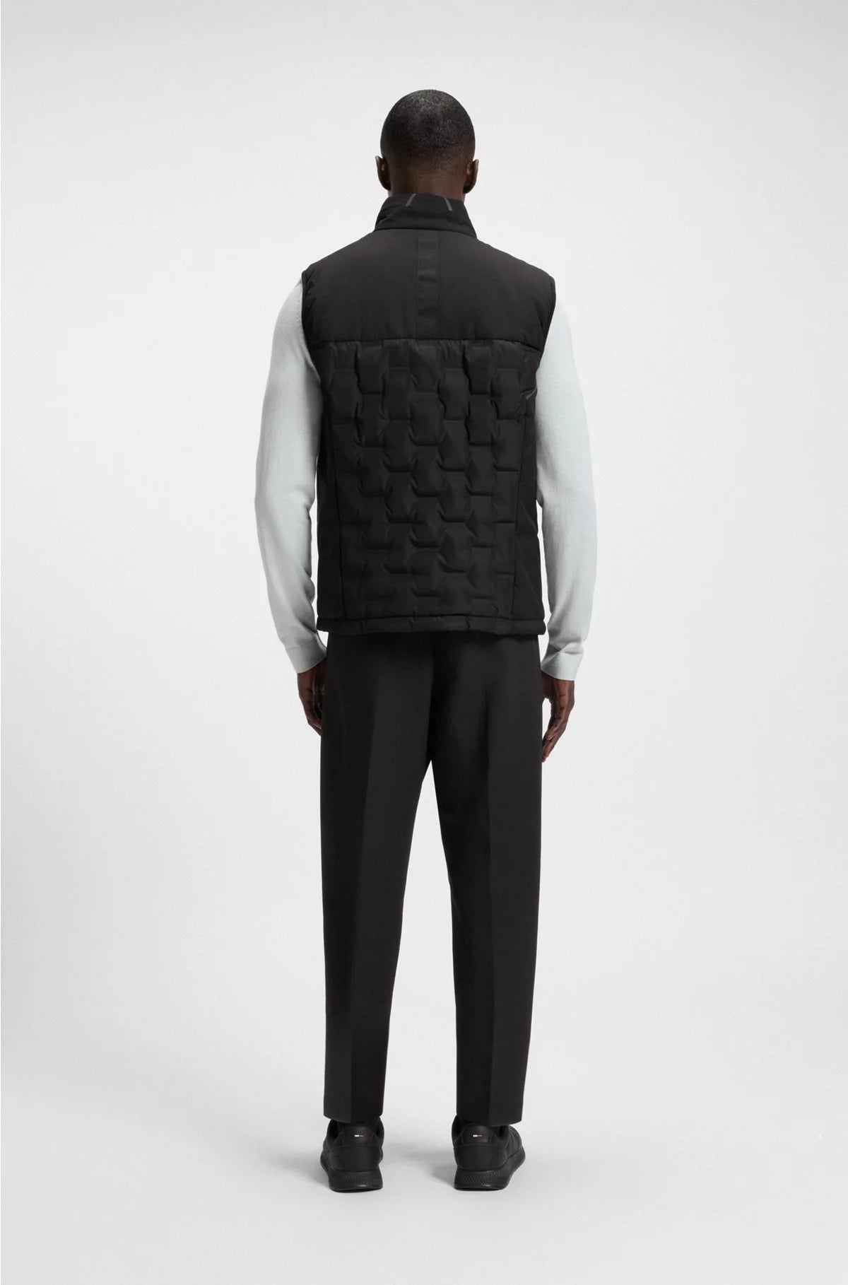DOWN-FILLED GILET WITH WELDED-LOGO PATTERN