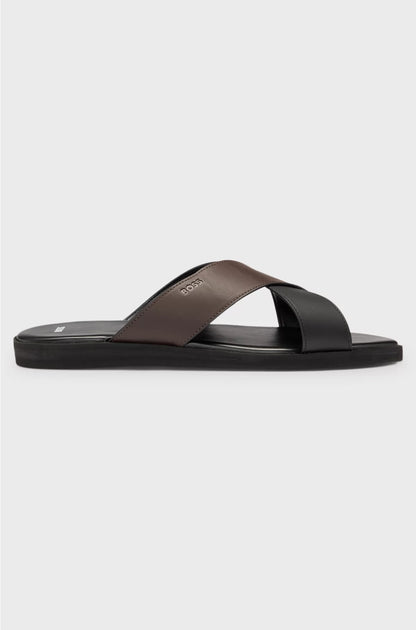 FAUX-LEATHER SLIDES WITH TWO-TONE STRAPS