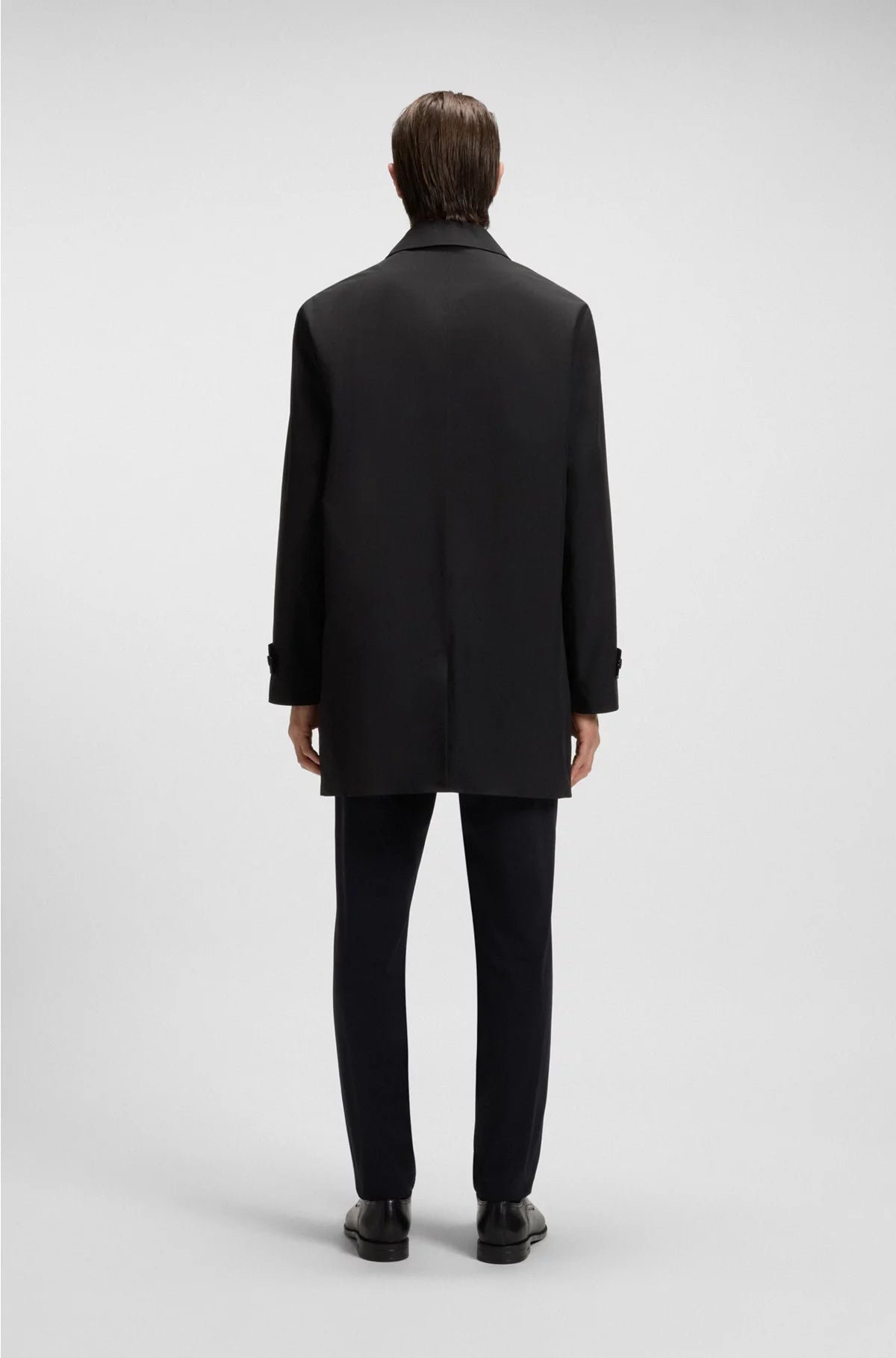 GORE-TEX? WATER-REPELLENT COAT WITH CONCEALED CLOSURE