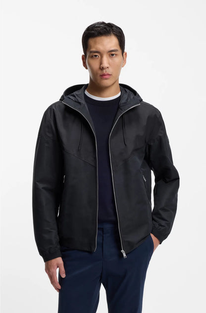 WATER-REPELLENT HOODED JACKET IN MICROFIBRE POPLIN