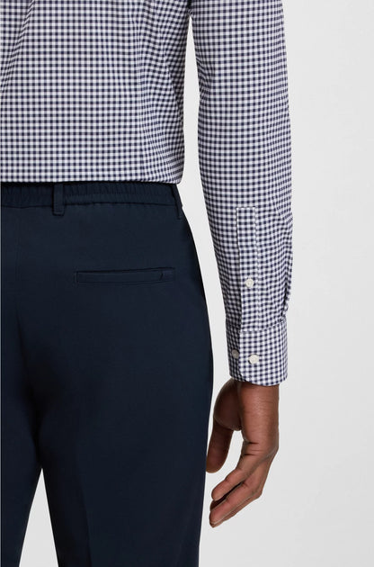 SLIM-FIT SHIRT IN CHECKED PERFORMANCE-STRETCH POPLIN