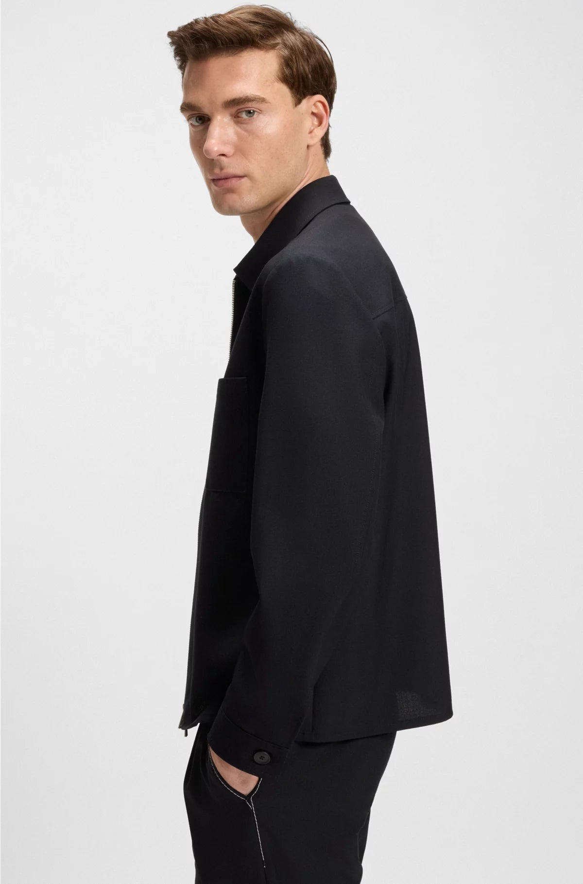 RELAXED-FIT OVERSHIRT IN MELANGE VIRGIN WOOL
