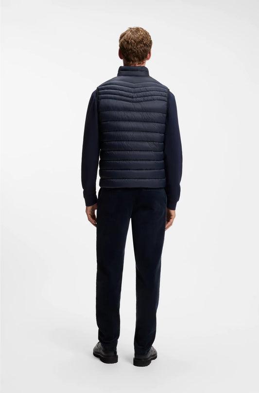 PACKABLE SLIM-FIT GILET WITH WATER-REPELLENT MIXED QUILTING