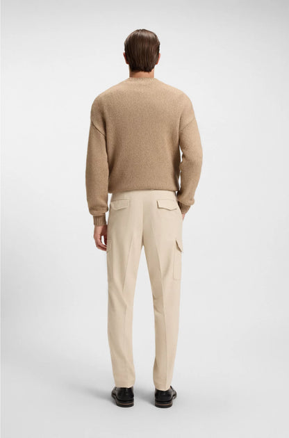 TAPERED-FIT TROUSERS WITH CARGO POCKETS