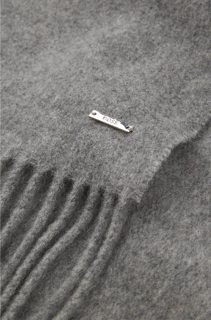 CASHMERE SCARF WITH TWISTED FRINGES