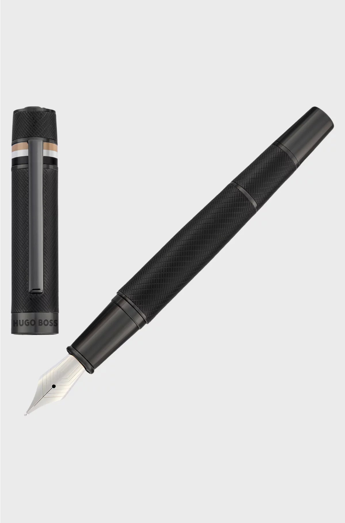TEXTURED-BARREL FOUNTAIN PEN WITH SIGNATURE-STRIPE RING